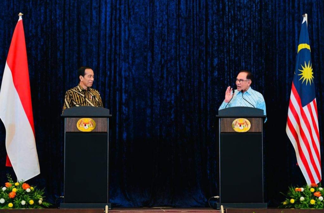 Jokowi Teken 6 Kerja Sama Saat Kunjungan ke Malaysia, PM Anwar: Perundingan Kita Seperti Keluarga