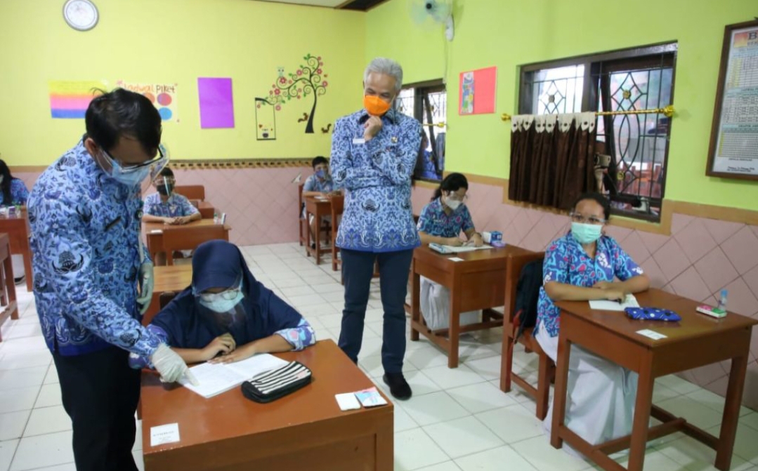 Halo Warga Jateng, Masih Kena Pungli di Sekolah? Yuk Adukan di Sini