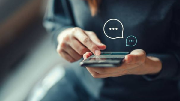 Mengirim Pesan juga Perlu Etika?