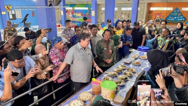 Makan Siang Gratis Pakai Dana BOS? Fungsinya untuk Gaji Guru, Buku Siswa, Rawat Sekolah