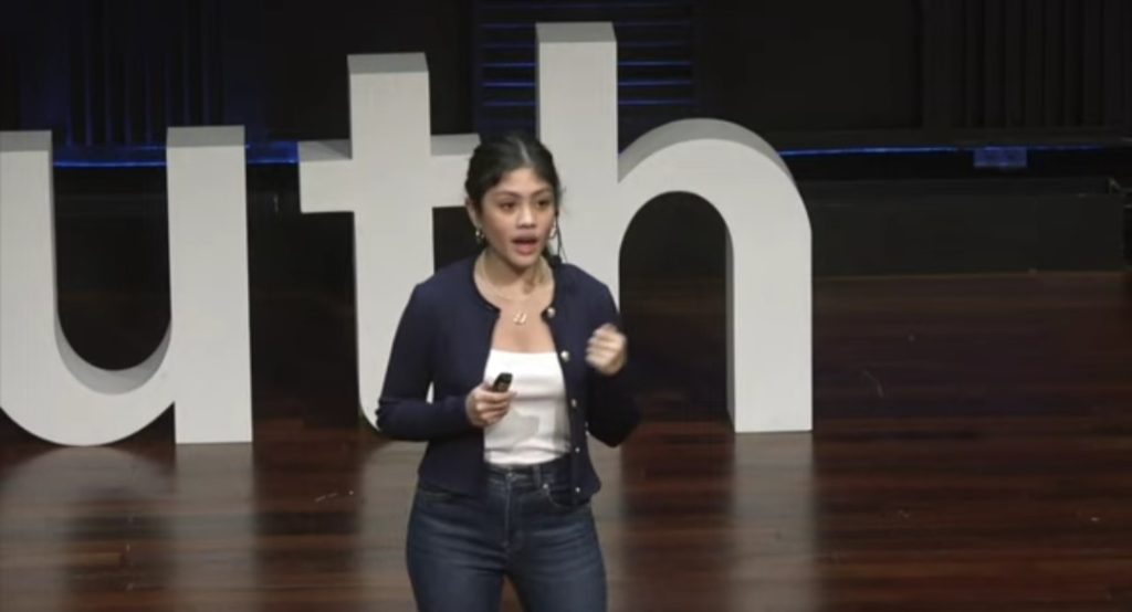 Cahaya Ratomo, Pelajar Indonesia yang Bicara Smart Demokrasi di TEDX Talks