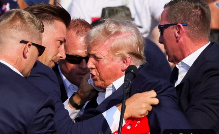 Donald Trump Selamat Dari Penembakan Saat Kampanye, Pelaku Tewas