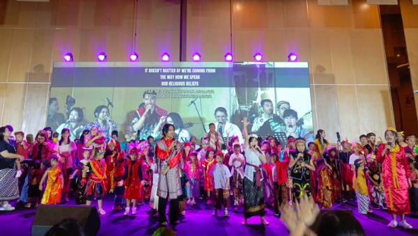 Sukacita Anak-anak Memuji Nama Tuhan di Indonesia Tribal Gathering 2024