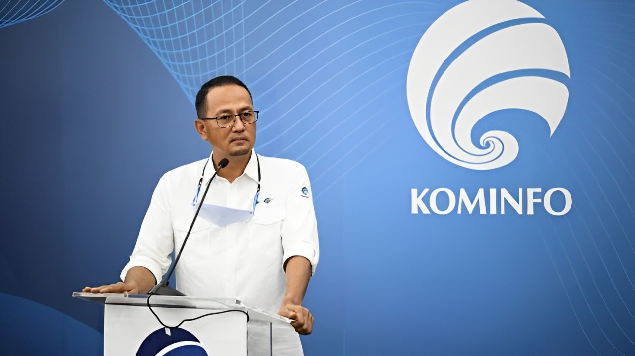 Dirjen Aptika Kominfo Undur Diri, Menanti Menkominfo Mundur
