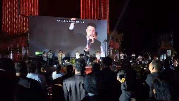 Kalteng Bermazmur : Ribuan Umat Kristiani Berkumpul di Palangka Raya