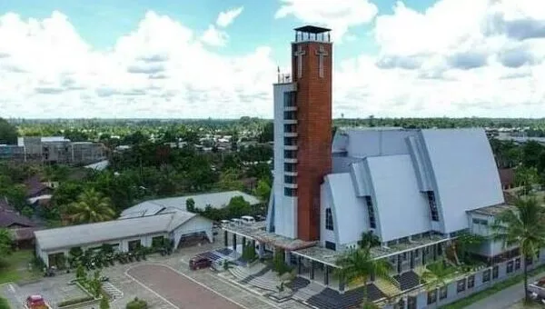 Masuknya Kekristenan ke Wilayah Mimika: Jejak Awal Injil di Tanah Amungsa