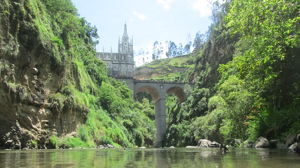 Las Lajas Sanctuary: Keajaiban Iman di Atas Jurang Kolombia